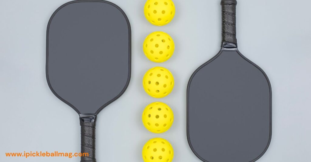 Graphite vs Fiberglass Pickleball Paddle